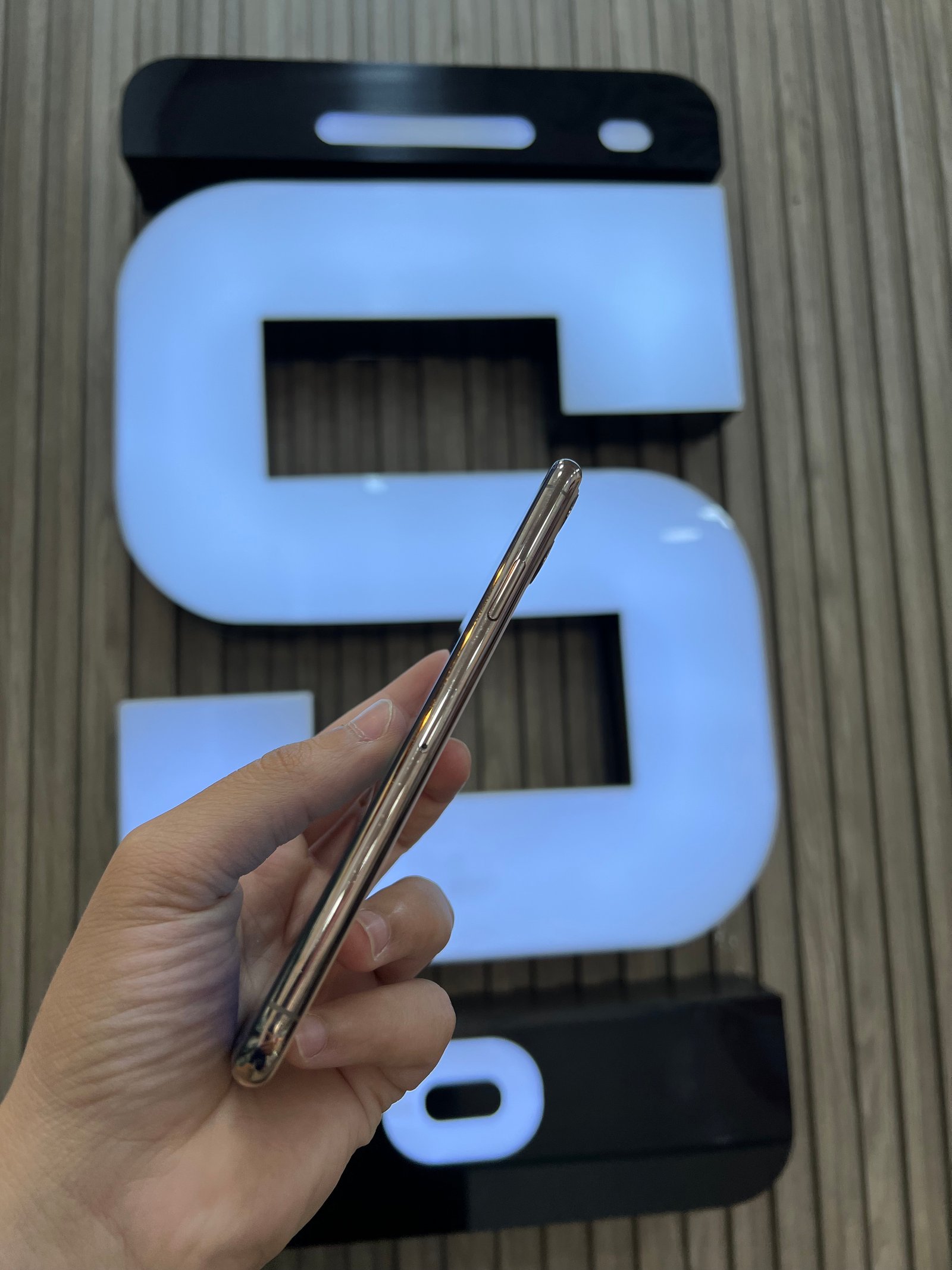 iphone 11 pro max thumbnail
