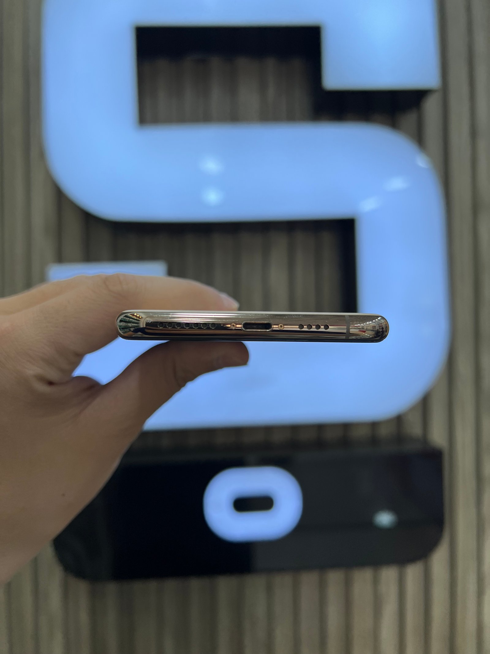 iphone 11 pro max thumbnail