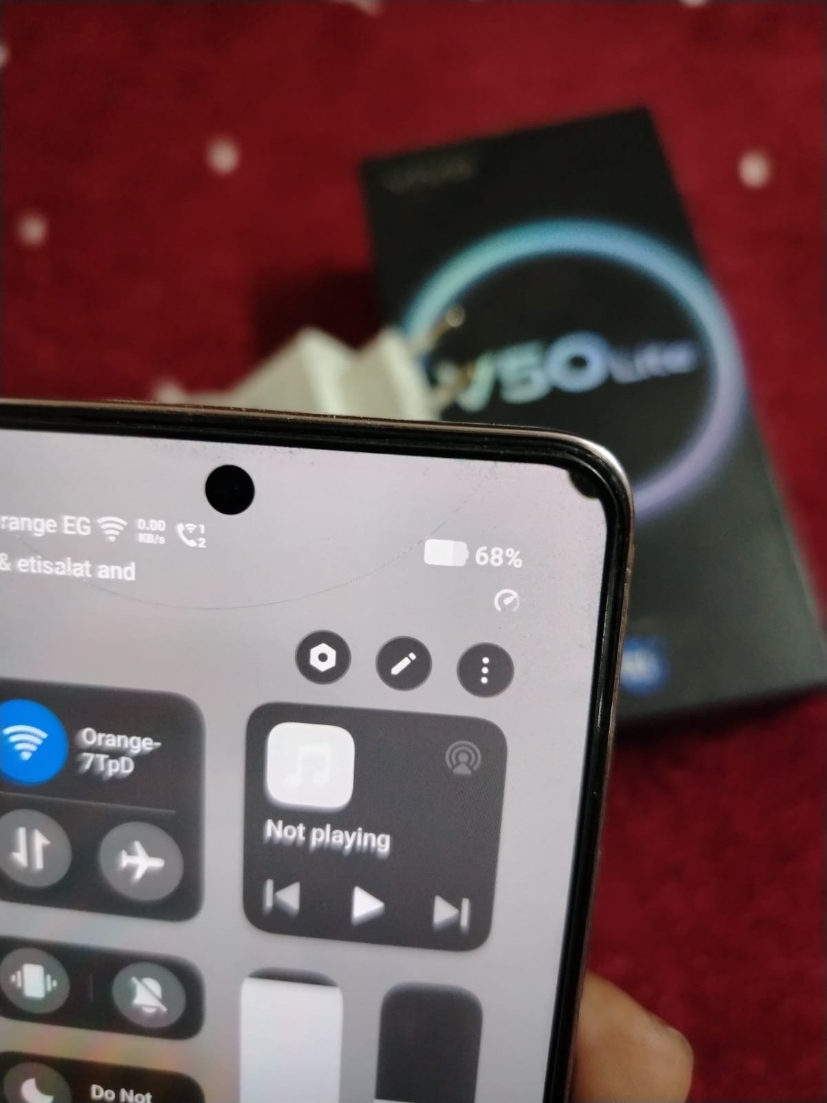 vivo v50lite 4g thumbnail